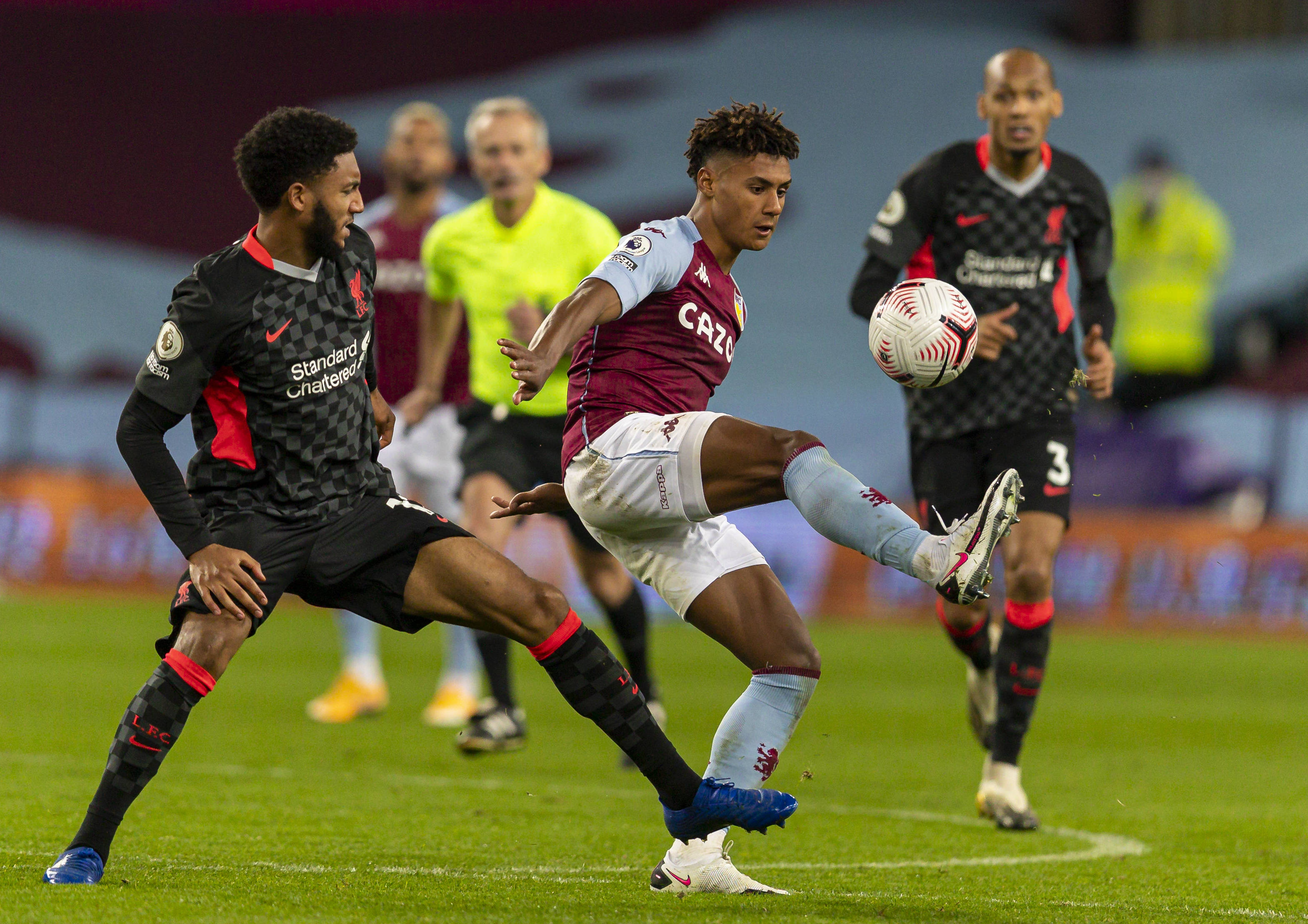 内人士的一 内人士的一