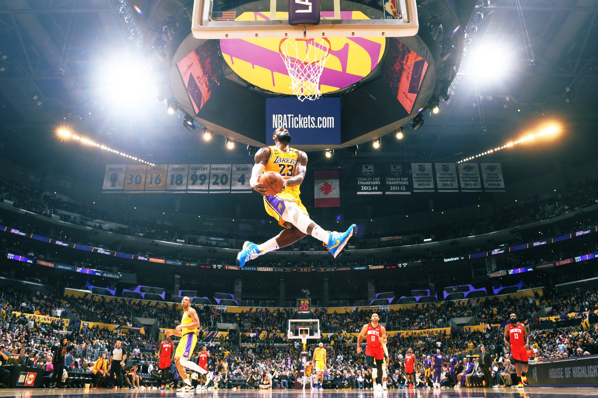 球队的一名 球队的一名